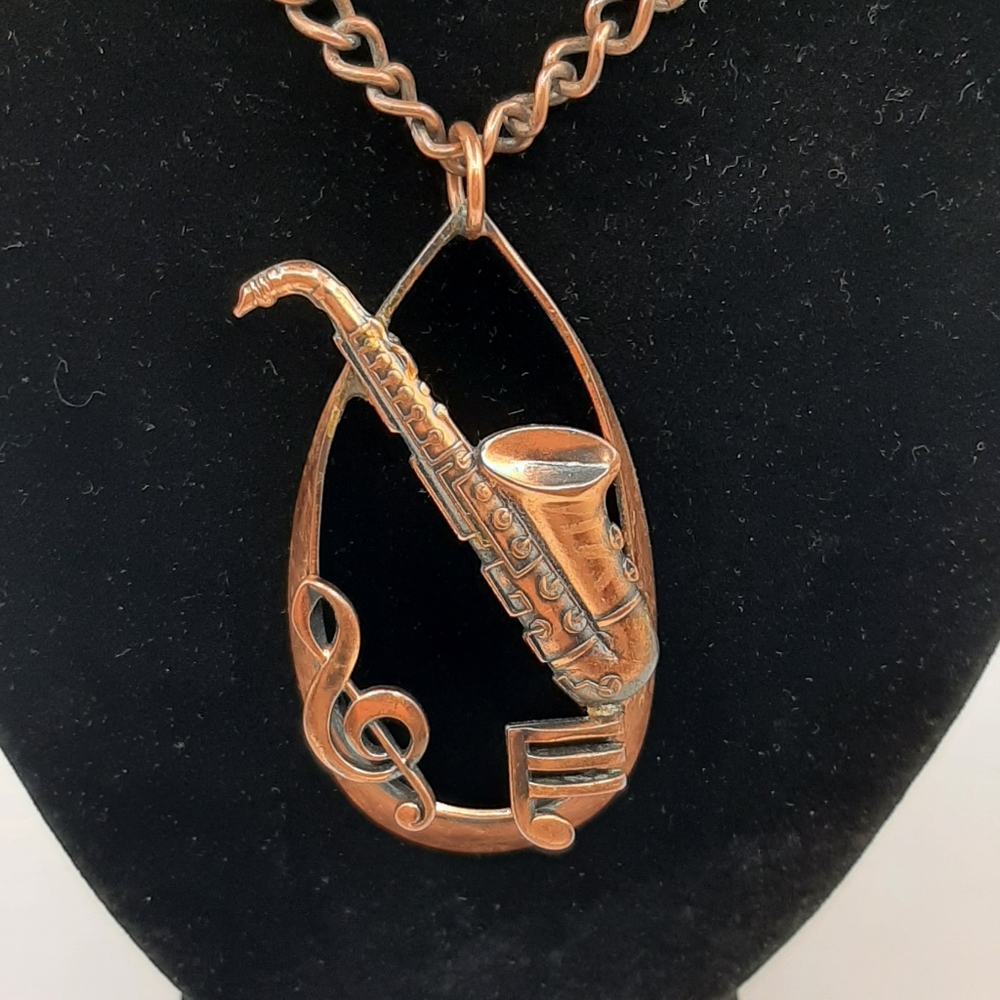 Vintage Copper Colored Saxophone Musical Statement Necklace 15 1/2 in Long